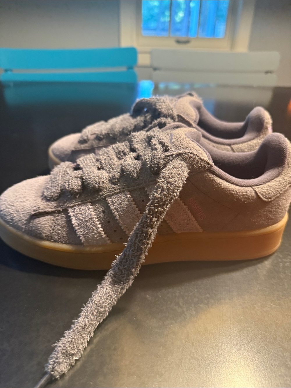 Womens Suede Low-Top Sneakers in lavender with Gum Sole